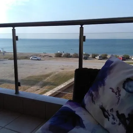 Apartment Luxury In Front Of The Sea In *